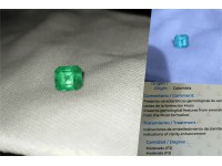 Rare: Muzo Mine Vivid Green Colombian Emerald - Octagon - 2.12 ct - ICG certified