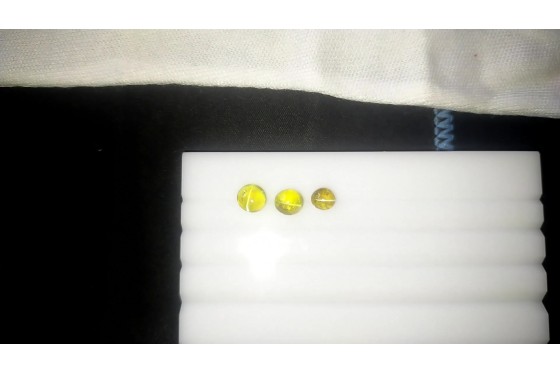 3 Unheated Top Quality Chrysoberyl Cat's Eye Lot - Cabochon - 4.05 ct - COR authenticated