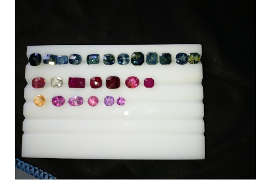 25 Unheated Sapphire - Various - 21.35 ct - COR authenticated