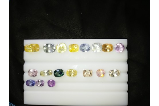 18 Unheated 1Ct+ Sapphire - Various - 33.50 ct - COR authenticated