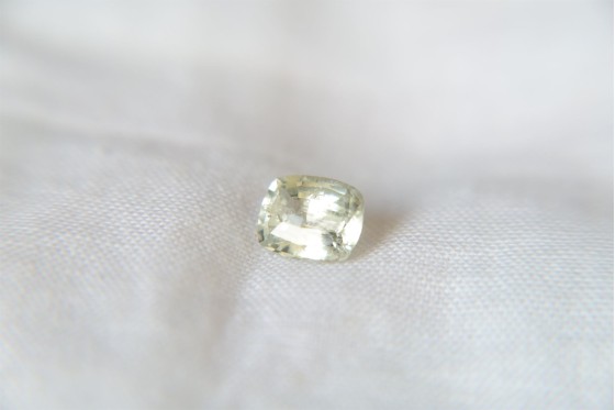 Blueish Sapphire - Rectangular - 1.25 ct - COR authenticated