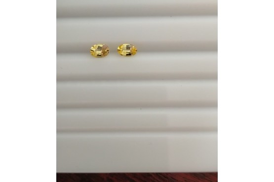 Yellow Sapphire Pair - Oval - 0.90 ct - COR authenticated