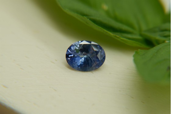 Vivid Cornflower Blue-White Sapphire - Oval - 1.509 ct - AGL certified