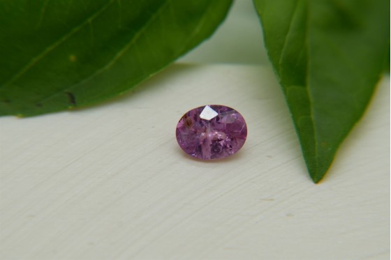 Purplish-Violet Sapphire - Oval - 1 ct