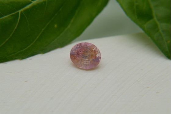 Pastel Orangish-Pink Sapphire - Oval - 1.35 ct