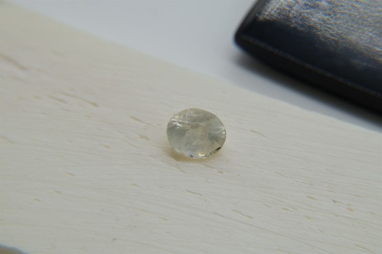 Pastel Yellow Sapphire - Oval - 1.45 ct