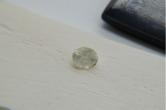 Pastel Yellow Sapphire - Oval - 1.45 ct