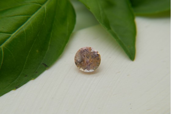 Pastel Orangish-Pink Sapphire - Round - 1.40 ct