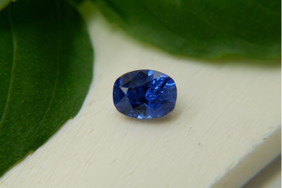 Appraised Premium: Cornflower Blue Sapphire - Rectangular - 2.082 ct - AGL certified