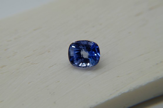Appraised Premium: Velvet Blue Sapphire - Rectangular - 1.984 ct - IGL certified