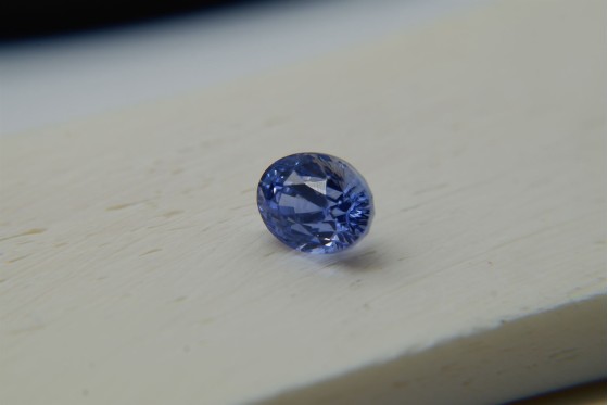 Appraised Premium: Neon Cornflower Blue Sapphire - Oval - 2.18 ct - IGL certified