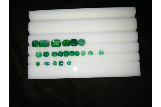 21 Untreated Emerald Lot - Various - 7 ct - COR authenticated