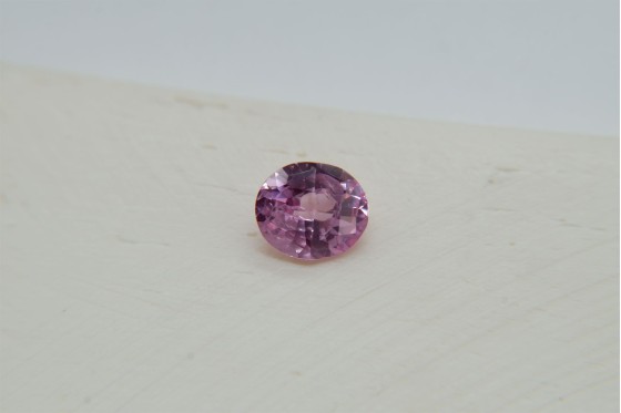Appraised Premium: Vivid Padparadscha Sapphire - Oval - 1.038 ct - AGL certified