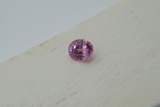 Appraised Premium: Vivid Pastel Pink Sapphire - Oval - 1.239 ct - IGL certified