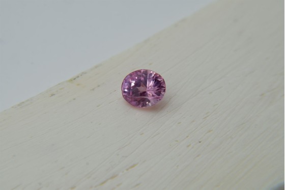 Appraised Premium: Vivid Pastel Pink Sapphire - Oval - 1.239 ct - IGL certified