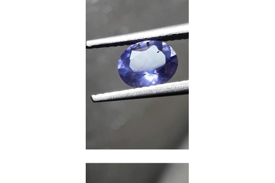 Violet Sapphire - Oval - 0.96 ct - GIA certified