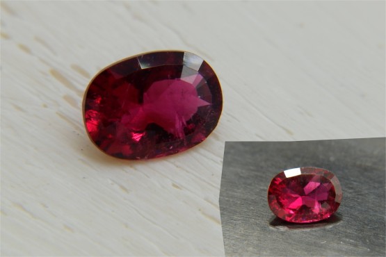 Appraised Premium: Vivid Red Rubellite - Oval - 0.70 ct - COR authenticated