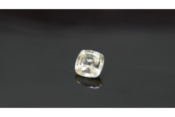 Yellow Ceylon Sapphire - Cushion - 1.42 ct - COR authenticated