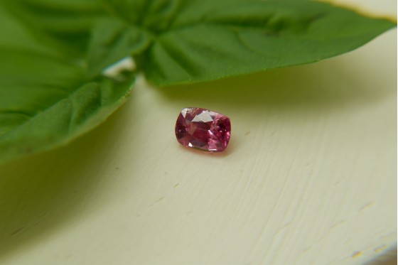 Vivid Pink Sapphire - Rectangular - 0.75 ct - COR authenticated