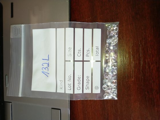 White Sapphire - Oval - 34.30 ct - COR authenticated