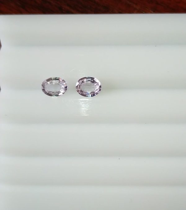 Pastel Lavender Violet Sapphire Earrings Pair - Oval - 1.10 ct - COR authenticated