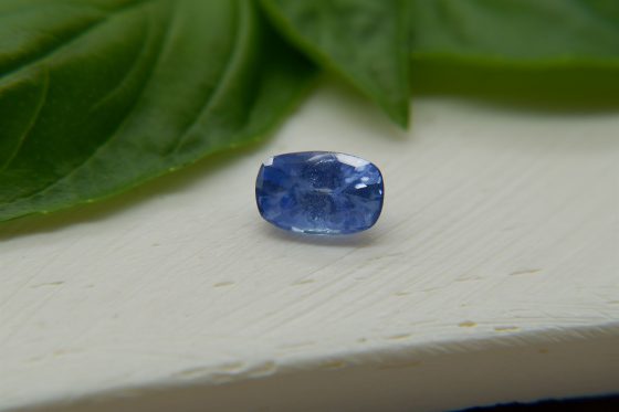 Velvet Blue Sapphire - Rectangular - 1.486 ct - IGL certified