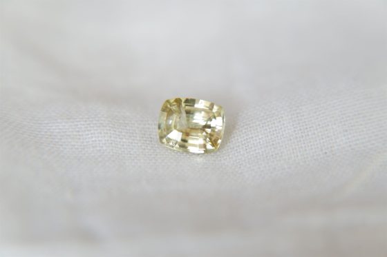 Vivid Fragrant Citron Yellow Sapphire - Rectangular - 1.09 ct - COR authenticated