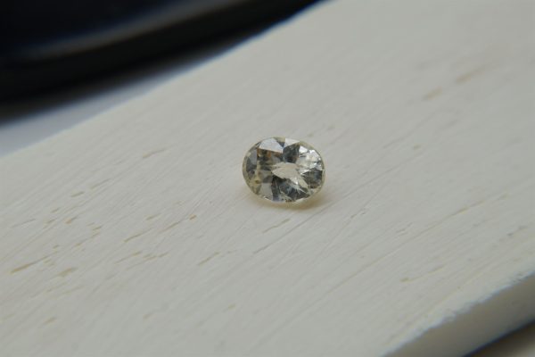 Pastel Yellow Sapphire - Oval - 1.05 ct