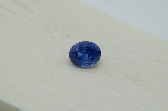 Cornflower Blue Sapphire in Engagement Rings for Women - Oval - 1.21 ct. - IGL