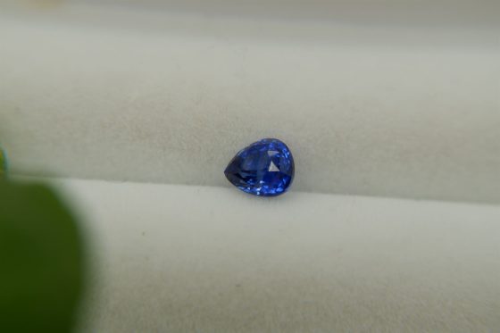 Cornflower Blue Sapphire - Pear - 0.80 ct